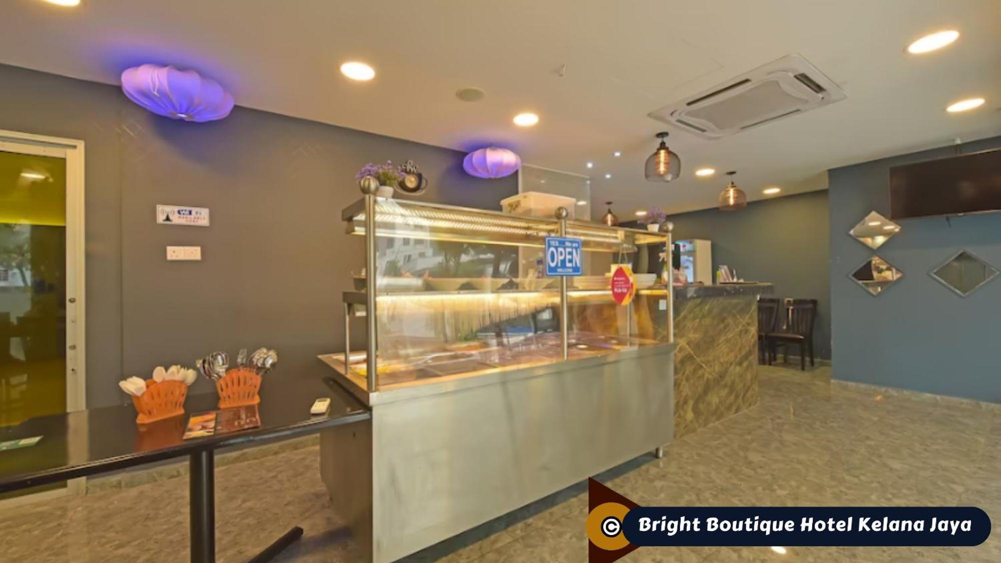 Bright Boutique Hotel Kelana Jaya Петалинг-Джая Экстерьер фото