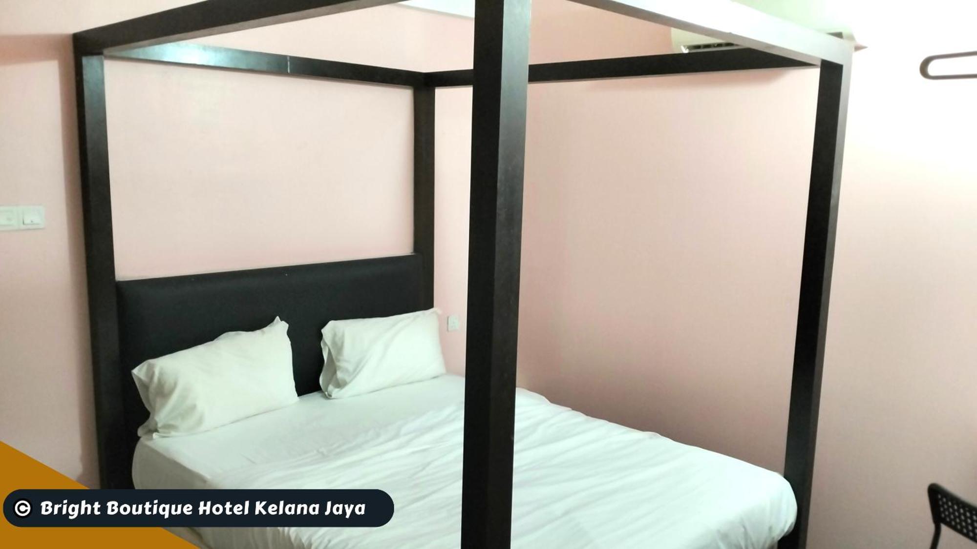 Bright Boutique Hotel Kelana Jaya Петалинг-Джая Экстерьер фото