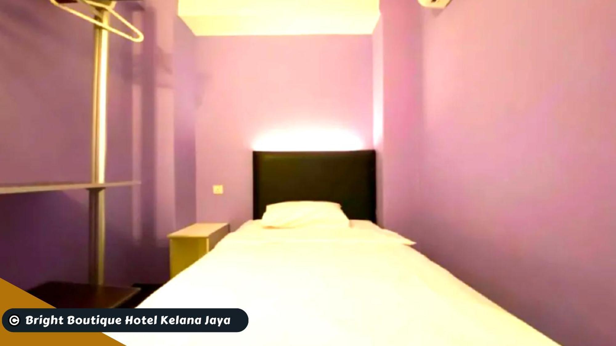 Bright Boutique Hotel Kelana Jaya Петалинг-Джая Экстерьер фото
