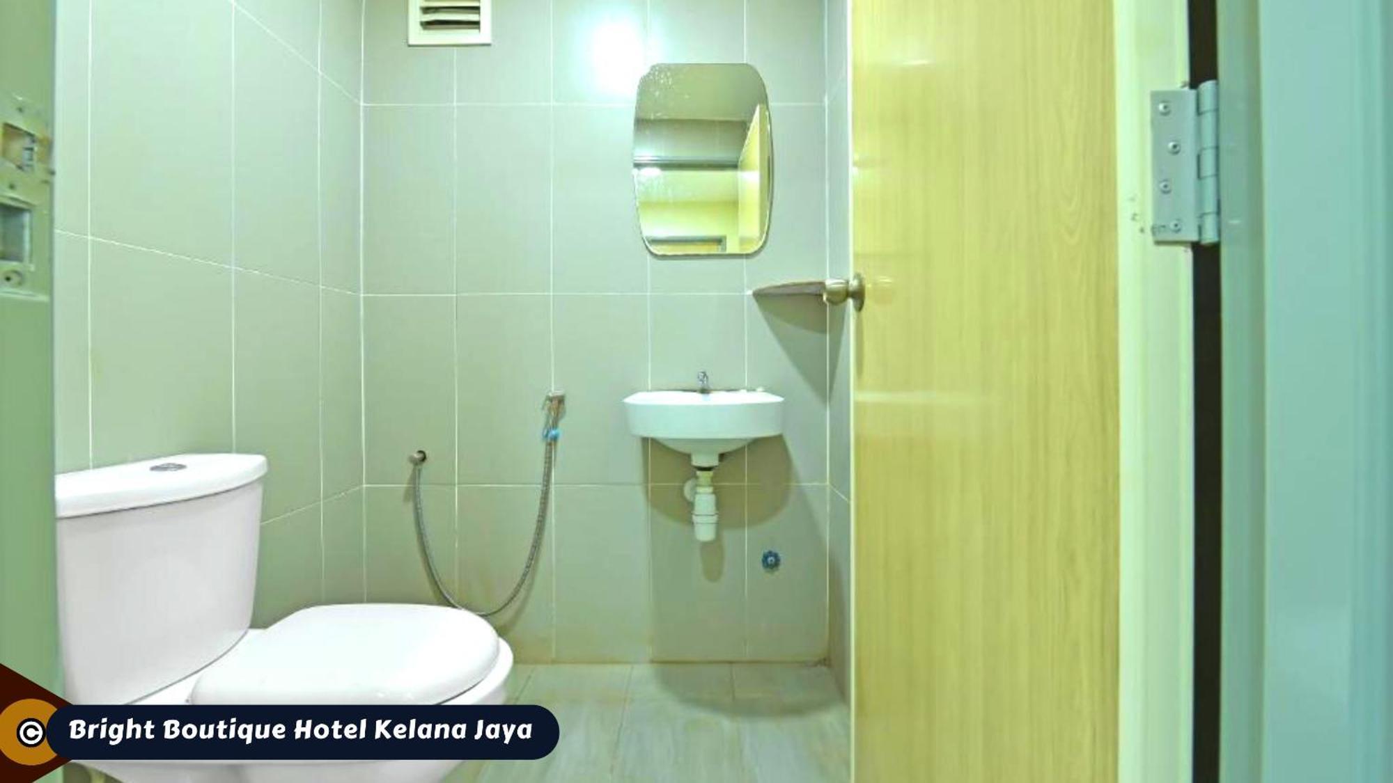 Bright Boutique Hotel Kelana Jaya Петалинг-Джая Экстерьер фото